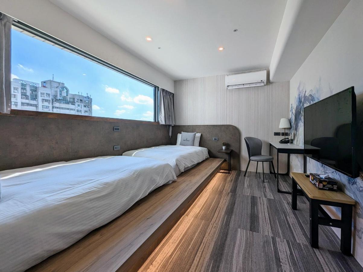 K Hotel - Yizhong Тайчжун Екстер'єр фото
