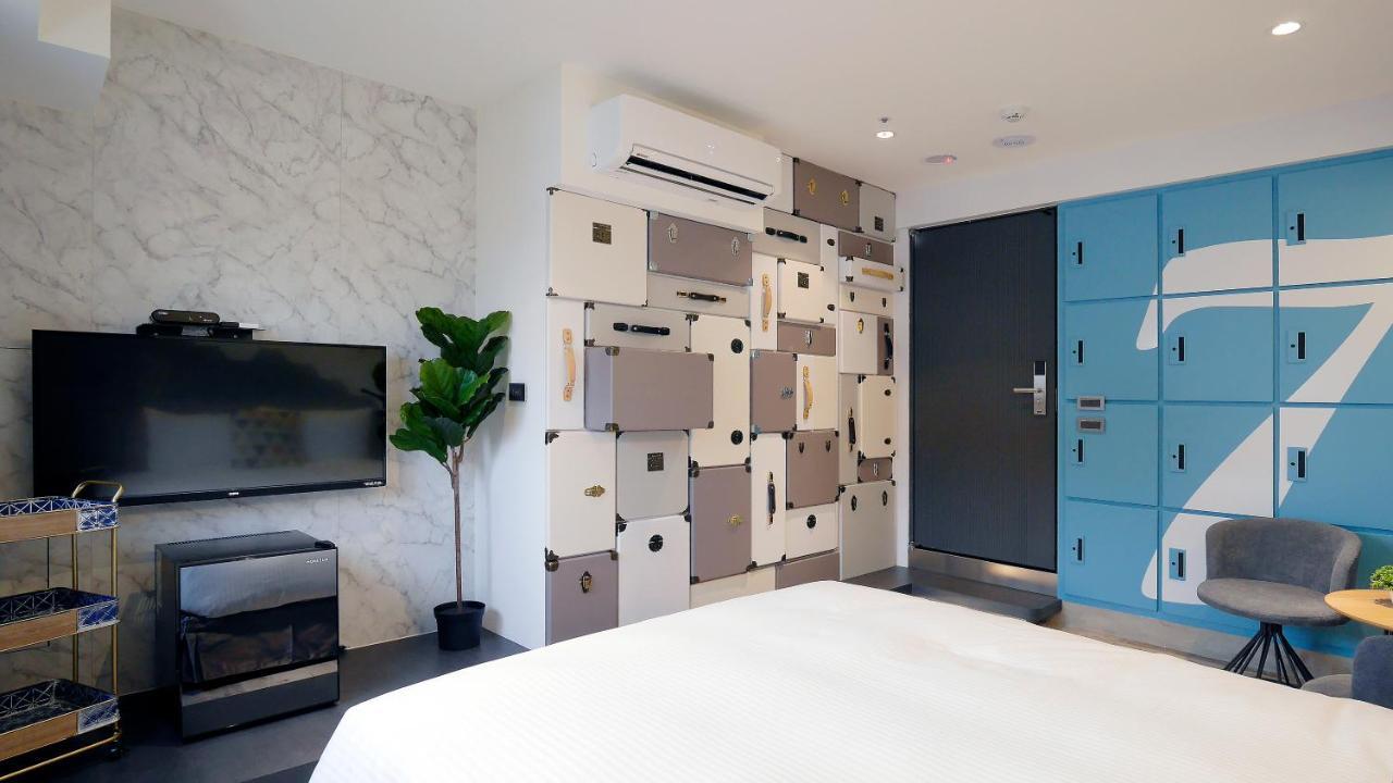 K Hotel - Yizhong Тайчжун Екстер'єр фото